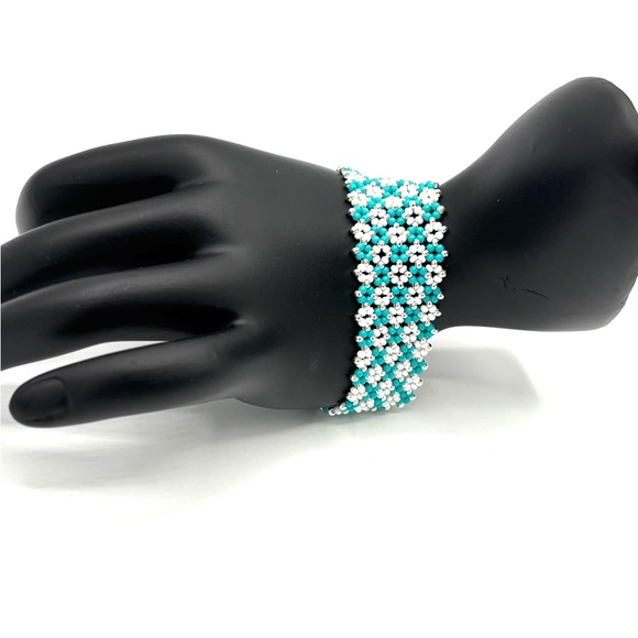 Hand Crafted Beaded Checkerboard Bracelet Aqua White - Picture 10 of 11